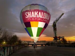 Shakaloha Ballon pink Nightglow NDSM Amsterdam