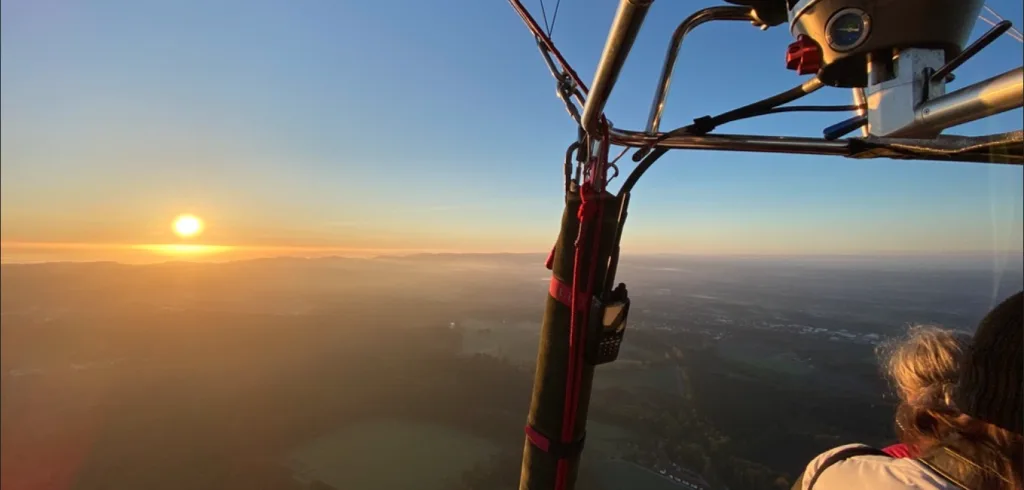 Ballonfahrt Enger Sonnenaufgangsfahrt