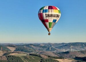 Im Shakaloha Balloon über dem Hochsauerland schweben.