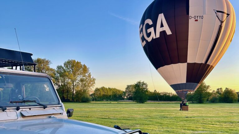 Landung des BEGA Ballon - Hersteller Schröder Fire Balloons
