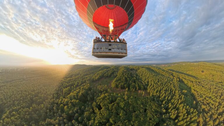 Unterwegs im Heißluftballon über Detmold, Teutoburger Wald und Hermannsdenkmal