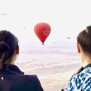 Ballonfahren Marrakech Marokko Ballon mit Landesflagge