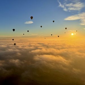 Ballonfahren Marrakech Marokko Ballone über den Wolken