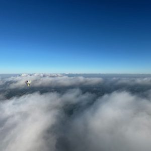 Heißluftballon über den Wolken – Ballonfahrt-Gutschein als besonderes Erlebnis verschenken